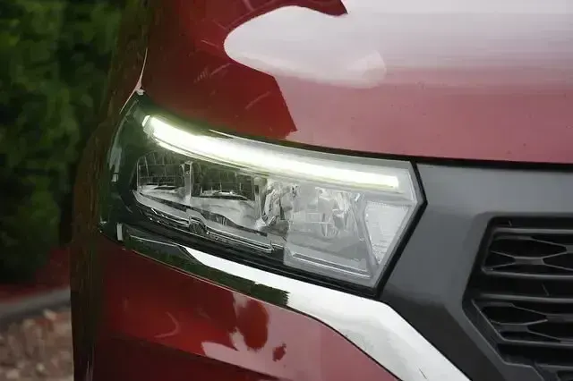 Gebraucht Nissan Townstar 360º 131 PS (96 kW) 2022 Rot Kombi