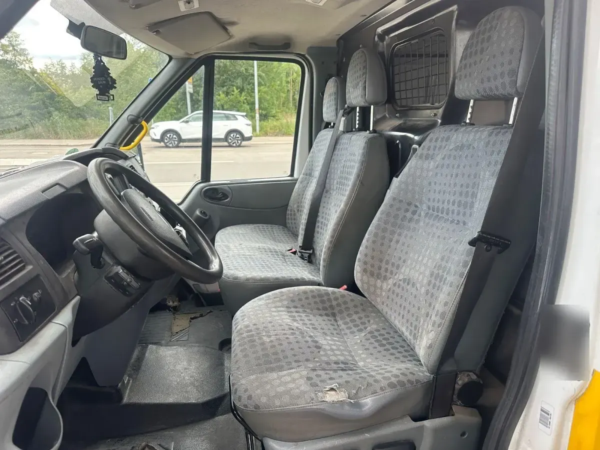 Gebraucht Ford Transit 86 PS (63 kW) 2010 Weiß Van / Kleinbus