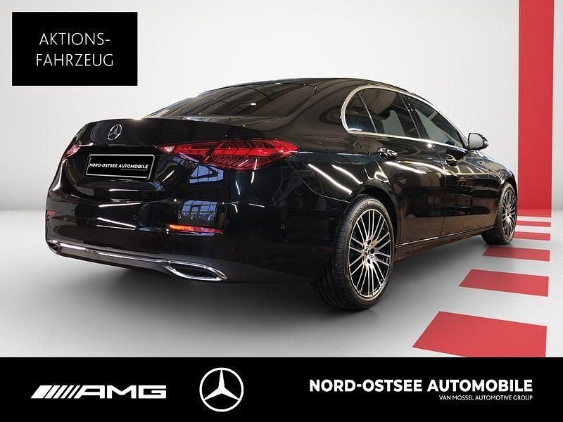 Gebraucht Mercedes C180 Avantgarde 170 PS (125 kW) 2026 Metalliclack obsidianschwarz m Limousine
