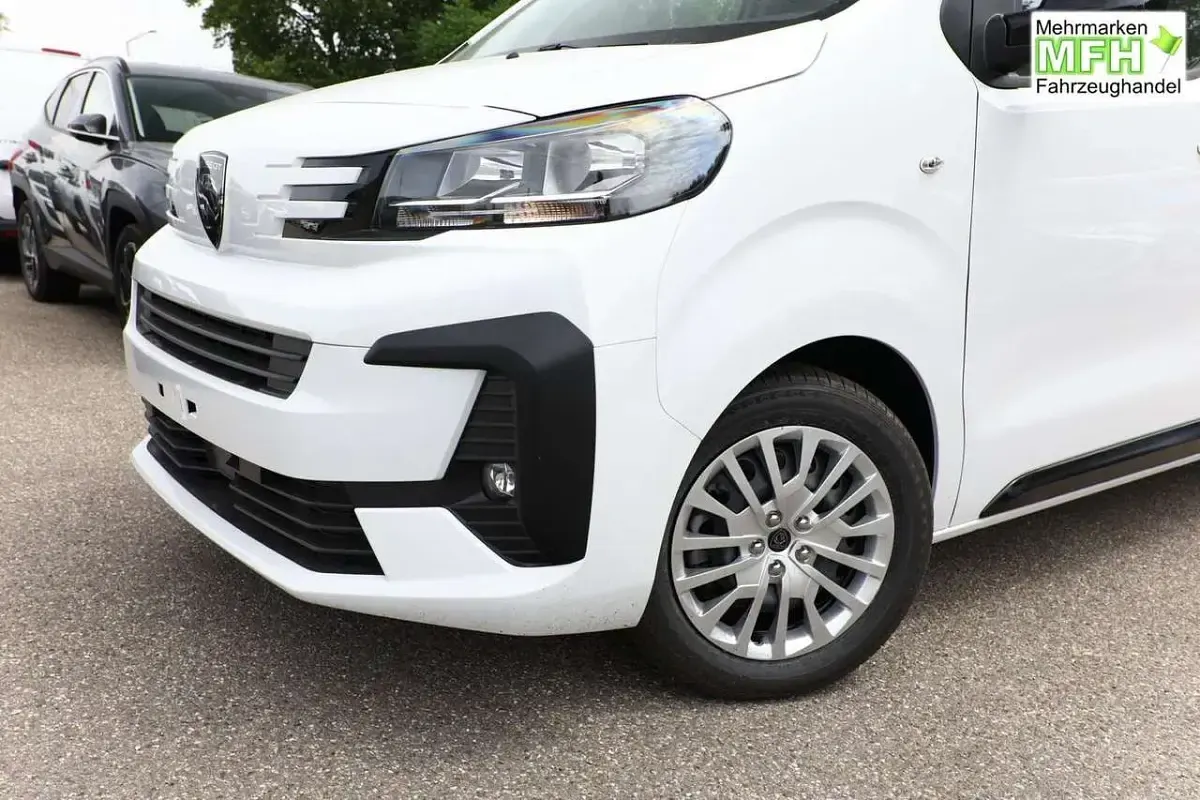 Neu Peugeot Expert Style 179 PS (131 kW) 2026 Kaolin weiß Van
