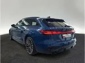Gebraucht Audi A5 204 PS (150 kW) 2026 Blau (ascariblau metallic) Kombi
