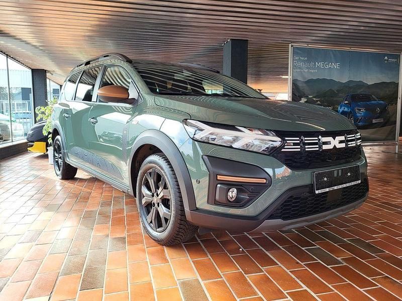 Gebraucht Dacia Jogger Extreme 101 PS (74 kW) 2024 Grün Van / Kleinbus