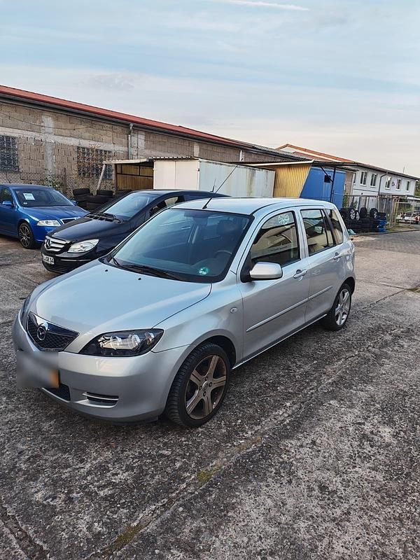 Second-hand Mazda 2 80 CP (58 kW) 2006 Argintiu Hatchback
