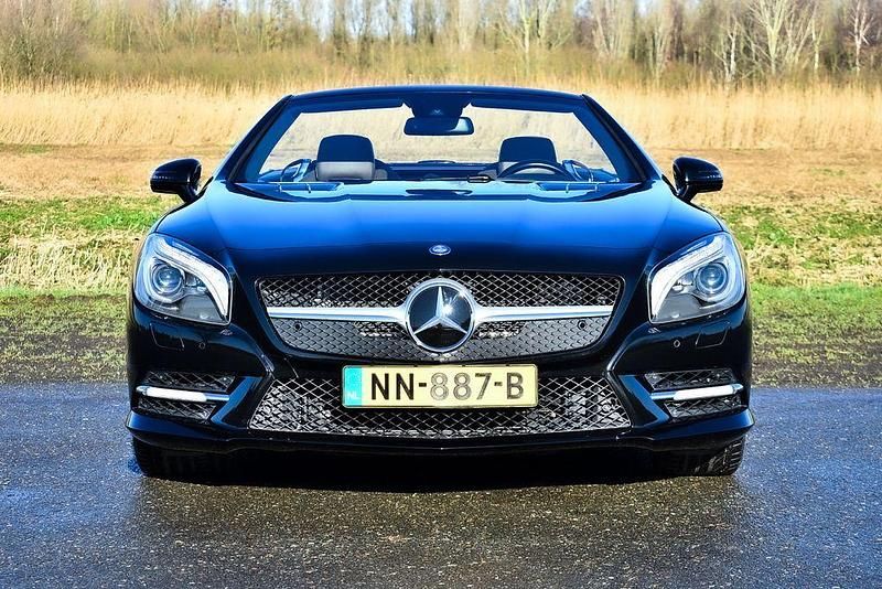 Gebraucht Mercedes SL500 435 PS (319 kW) 2012 Schwarz Cabrio
