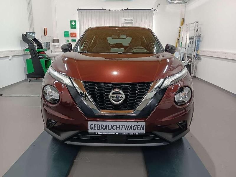 Gebraucht Nissan Juke N-Connecta 117 PS (86 kW) 2020 Rot SUV