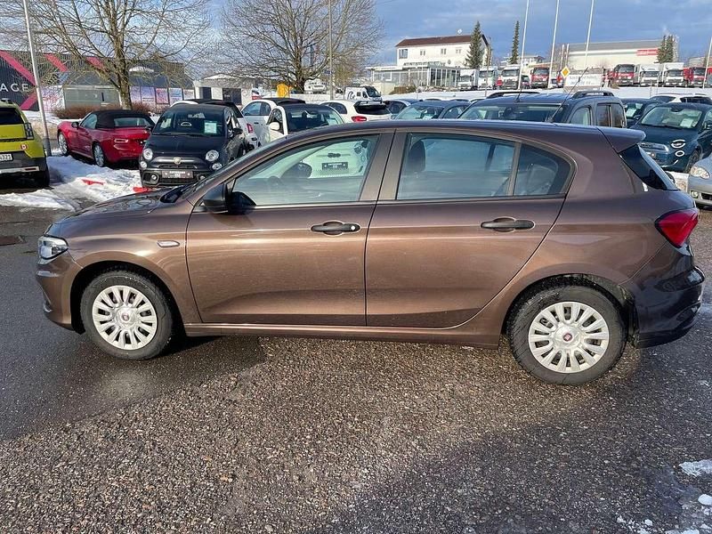 Gebraucht Fiat Tipo Pop 95 PS (69 kW) 2017 Bronzo bronzino Kleinwagen