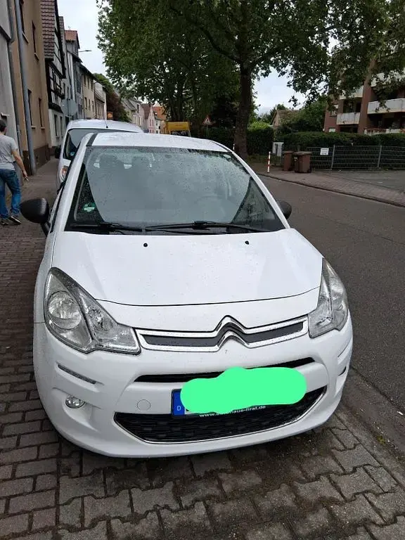 Usado Citroën C3 Tendance 68 CV (50 kW) 2013 Blanco Berlina