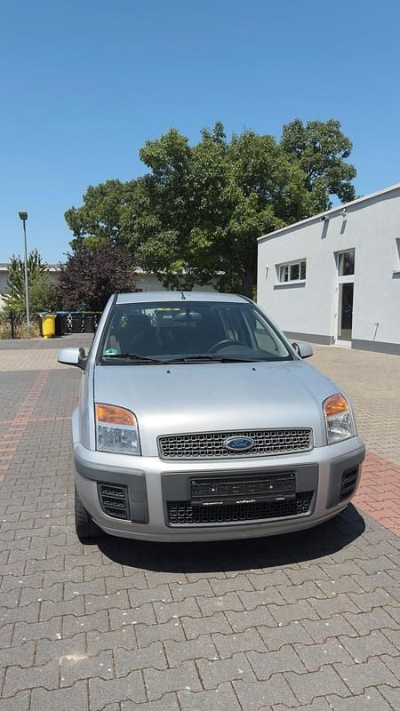 Silber Gebraucht 2008 Ford Fusion Kleinwagen | 1.999 € (Fairer Preis) - Bild 1/4