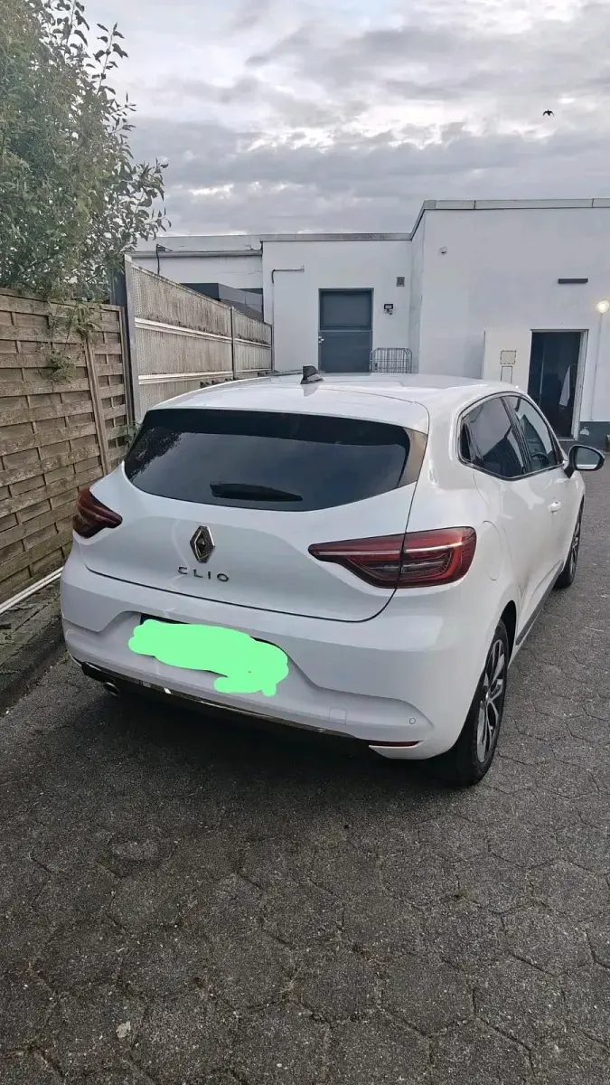 Gebraucht Renault Clio Techno 91 PS (66 kW) 2022 Kleinwagen