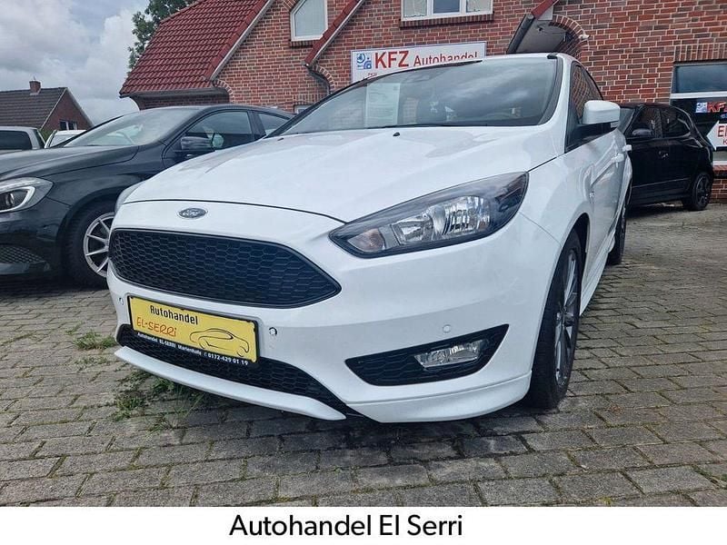 Weiß Gebraucht 2018 Ford Focus ST-Line Kombi | 14.500 € (Fairer Preis) - Bild 1/4
