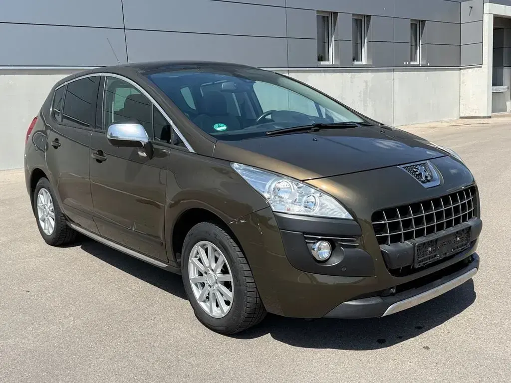 Gebraucht Peugeot 3008 Allure 150 PS (110 kW) 2012 Braun Kombi