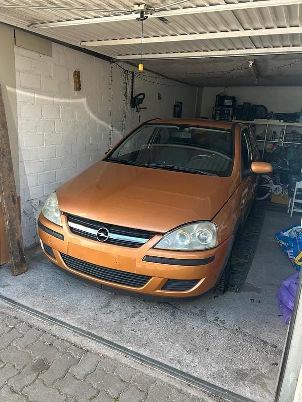 Gold Gebraucht 2004 Opel Corsa Kleinwagen | 450 € (Guter Preis) - Bild 1/4