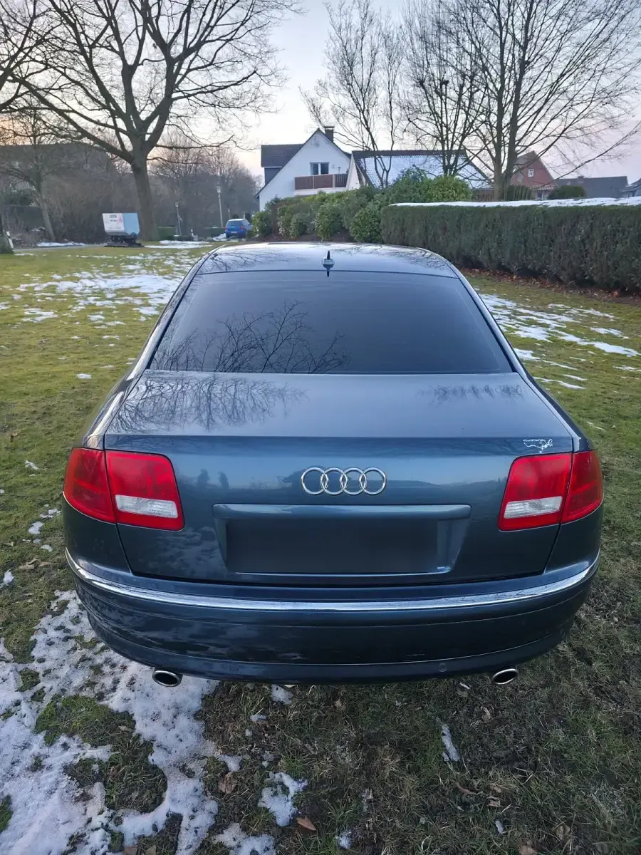 Gebraucht Audi A8 Comfort 280 PS (205 kW) 2004 Grau Limousine
