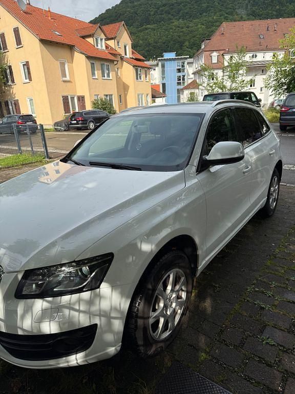 Weiß Gebraucht 2011 Audi Q5 SUV | 8.500 € (Superpreis) - Bild 1/4