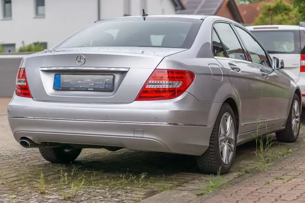 Gebraucht Mercedes 220 170 PS (125 kW) 2013 Silber Limousine