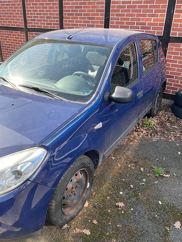 Gebraucht Dacia Sandero 75 PS (55 kW) 2009 Blau Kleinwagen