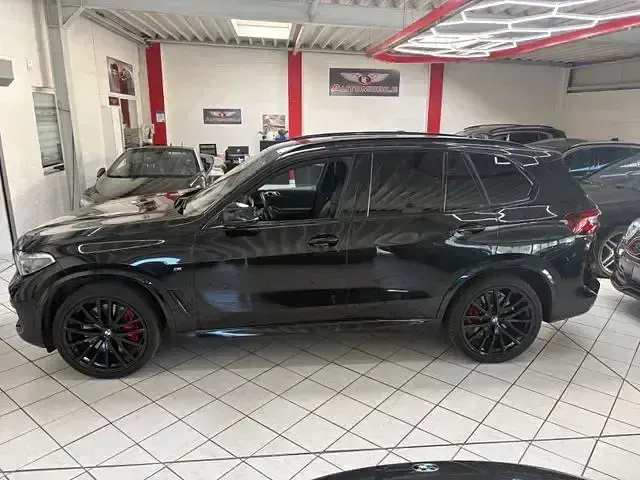 Gebraucht BMW X5 M50 Shadowline 530 PS (389 kW) 2021 Schwarz SUV