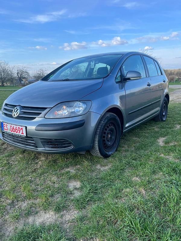 Gebraucht VW Golf IV 75 PS (55 kW) 2005 Grau Kleinwagen