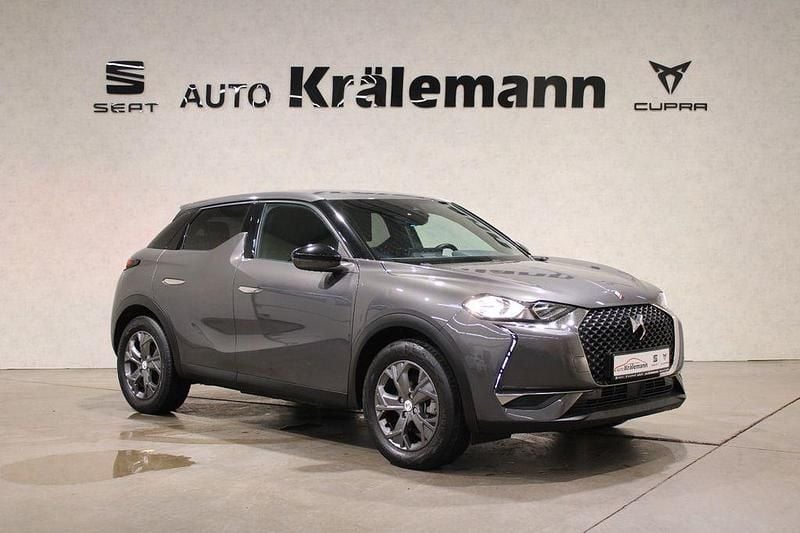 Grau Gebraucht 2022 DS Automobiles DS3 Crossback E-Tense Bastille SUV | 14.490 € (Guter Preis) - Bild 1/4