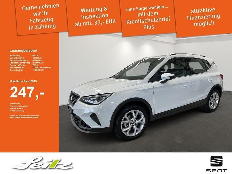 Nevada weiss Gebraucht 2024 Seat Arona FR SUV | 21.299 € (Fairer Preis) - Bild 1/3