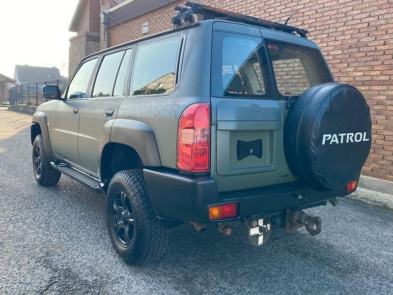 Gebraucht Nissan Patrol XE 160 PS (117 kW) 2009 Schwarz SUV