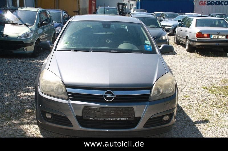 Gebraucht Opel Astra Elegance 105 PS (77 kW) 2005 Grau Limousine