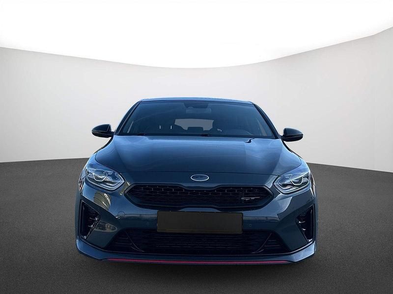 Gebraucht Kia ProCeed 204 PS (150 kW) 2021 (h8g) dark penta metal m Kombi