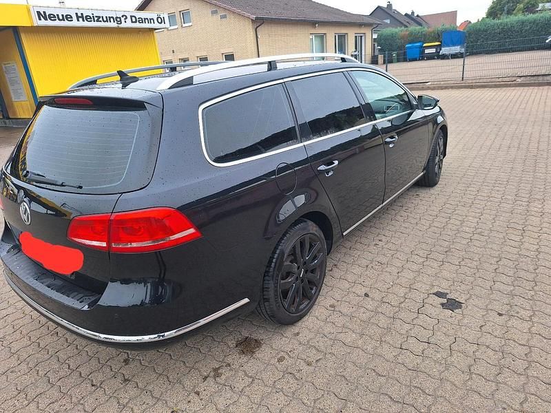 Gebraucht VW Passat Exclusive 140 PS (102 kW) 2012 Schwarz Kombi