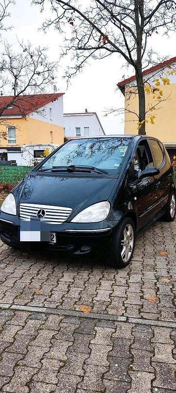 Schwarz Gebraucht 2002 Mercedes A190 Van / Kleinbus | 1.199 € (Fairer Preis) - Bild 1/4