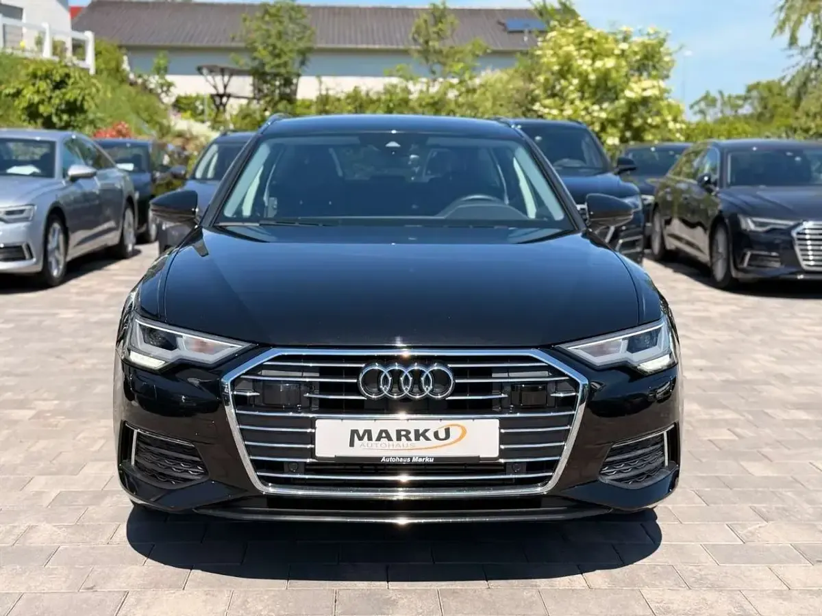 Gebraucht Audi A6 Design 265 PS (194 kW) 2022 Mythosschwarz Kombi