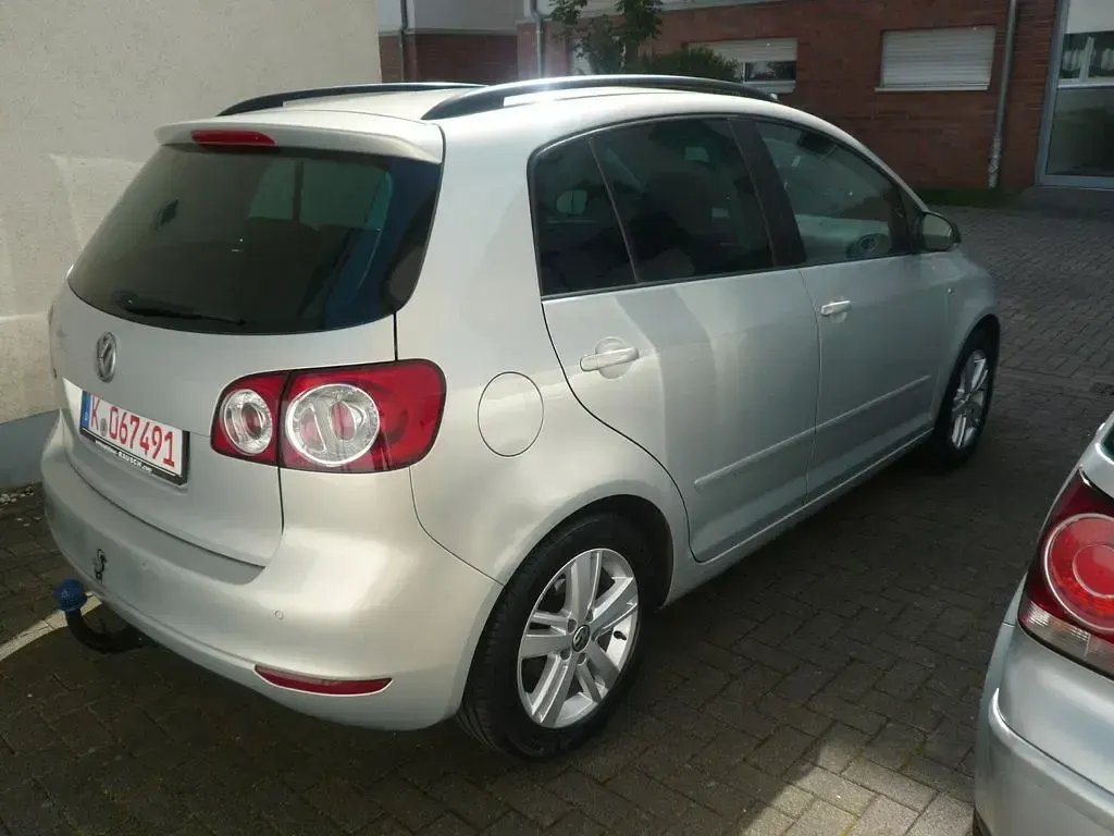 Używany VW Golf Plus Cross Match 122 KM (89 kW) 2012 Złoty Minivan