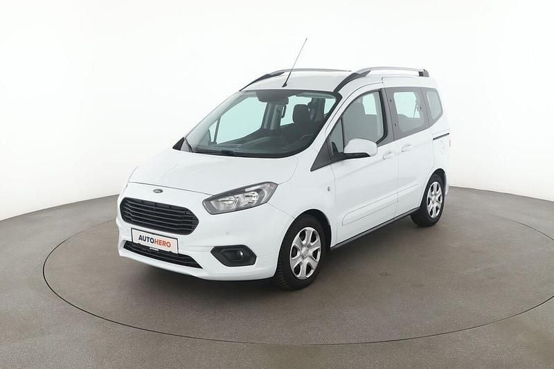 Weiß Gebraucht 2019 Ford Tourneo Trend Van / Kleinbus | 11.430 € (Guter Preis) - Bild 1/3