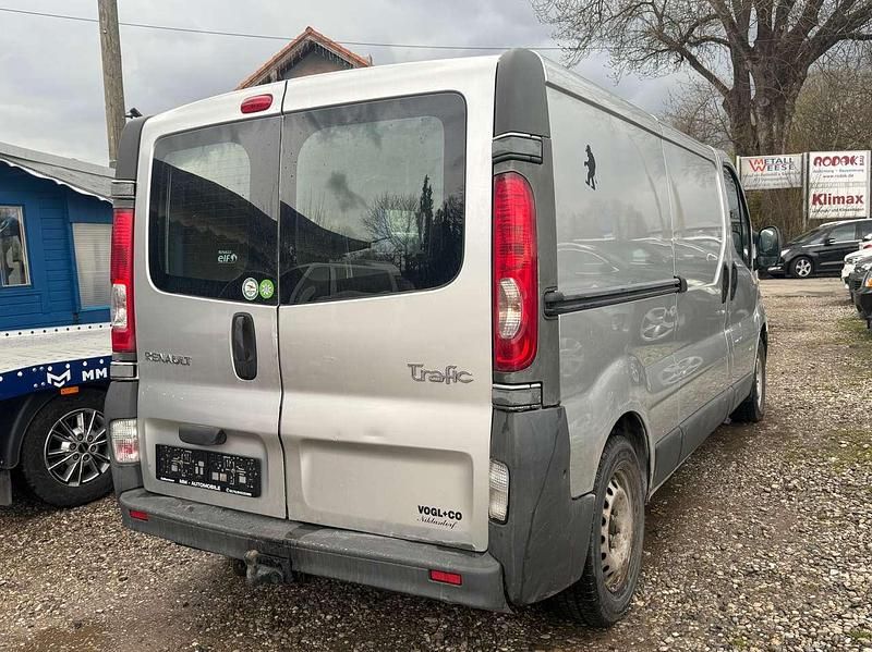 Gebraucht Renault Trafic 114 PS (83 kW) 2010 Grau Van / Kleinbus