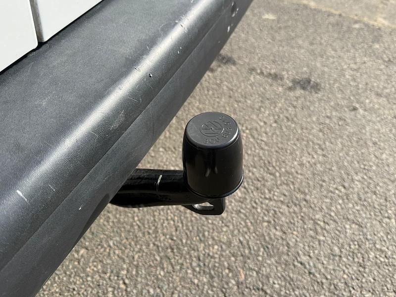 Gebraucht VW Transporter 150 PS (110 kW) 2020 Weiß Van