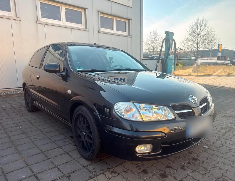 Gebraucht Nissan Almera 90 PS (66 kW) 2002 Schwarz Coupé