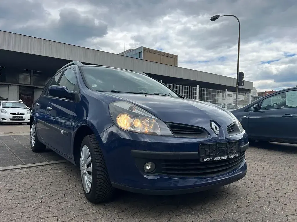 Brugt Renault Clio II Dynamique 101 HK (74 kW) 2008 Blå Sedan