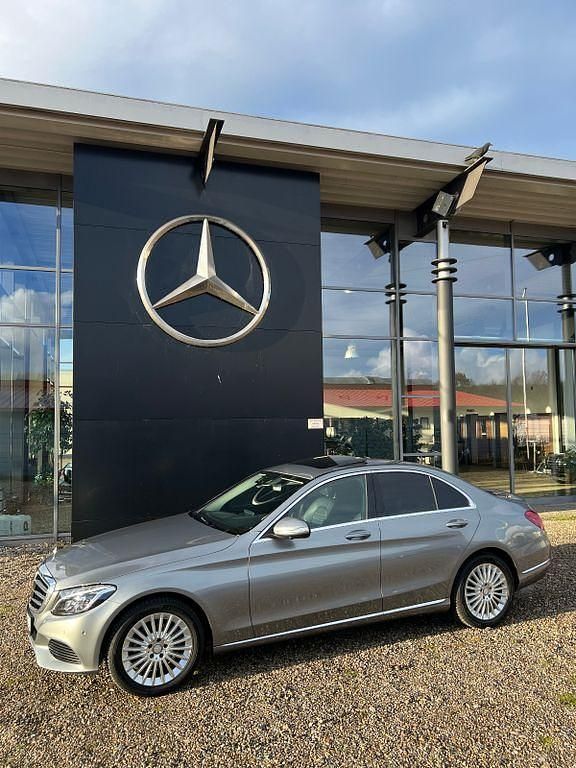 Silber Gebraucht 2014 Mercedes C200 Limousine | 17.850 € (Guter Preis) - Bild 1/4