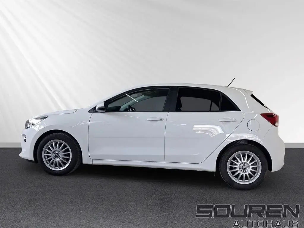 Gebraucht Kia Rio DREAM-TEAM Edition 84 PS (61 kW) 2019 (ud) schneeweiss Limousine