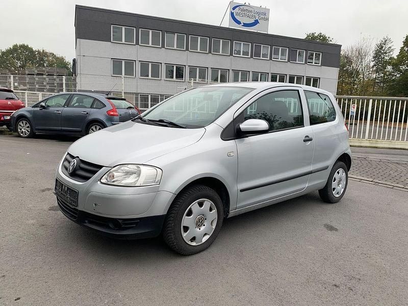 Gebraucht VW Fox Basis 54 PS (39 kW) 2006 Silber Kleinwagen