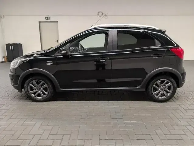 Gebraucht Ford Ka Plus Active 86 PS (63 kW) 2019 Iridiumschwarzmet. Kleinwagen