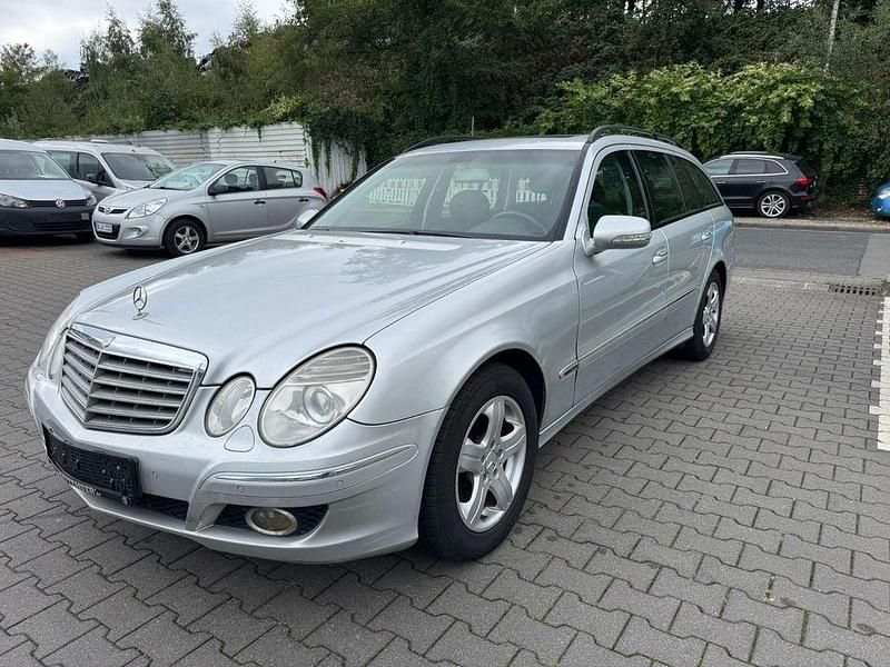 Silber Gebraucht 2008 Mercedes E220 Kombi | 2.450 € (Superpreis) - Bild 1/4