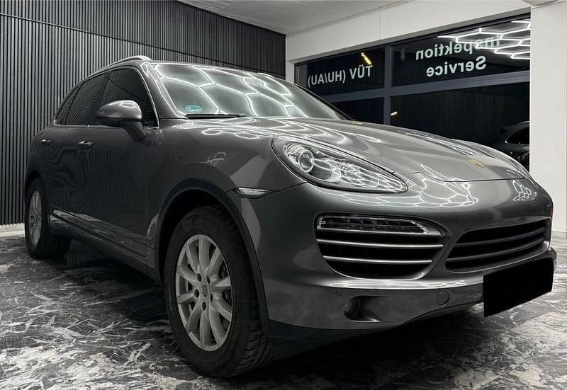 Gebraucht Porsche Cayenne 245 PS (180 kW) 2011 Grau SUV
