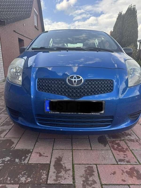 Gebraucht 2008 Toyota Yaris Team Limousine | 2.390 € (Fairer Preis) - Bild 1/4