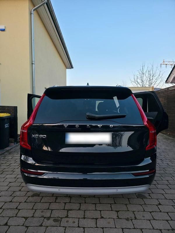 Gebraucht Volvo XC90 235 PS (172 kW) 2022 Schwarz SUV