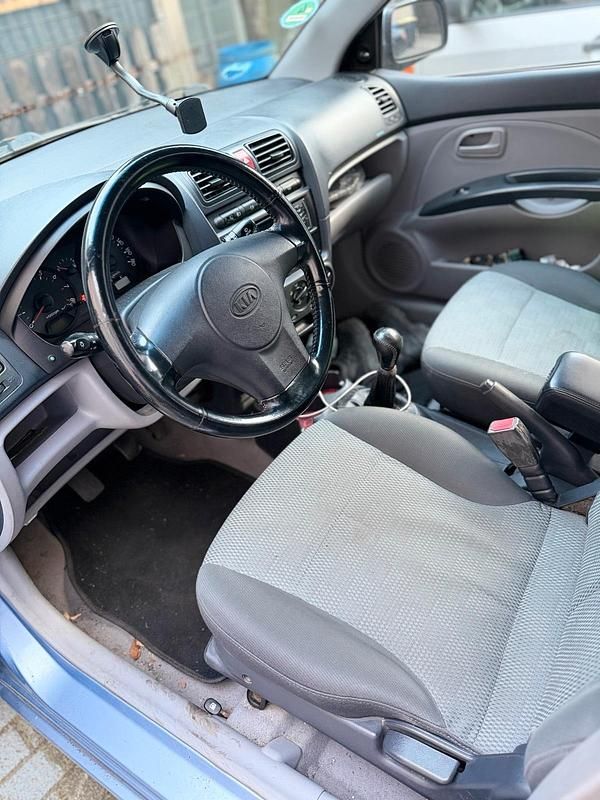 Gebraucht Kia Picanto 65 PS (47 kW) 2005 Blau Kleinwagen