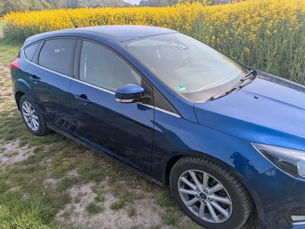 Gebraucht Ford Focus Titanium 150 PS (110 kW) 2015 Blau Limousine