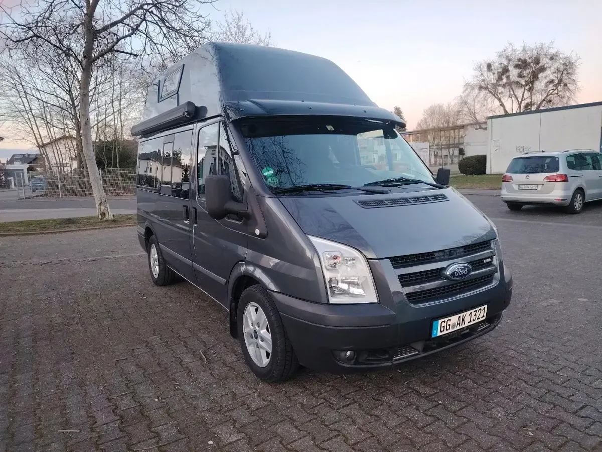 Używany Ford Transit Nugget 140 KM (102 kW) 2009 Szary Minivan