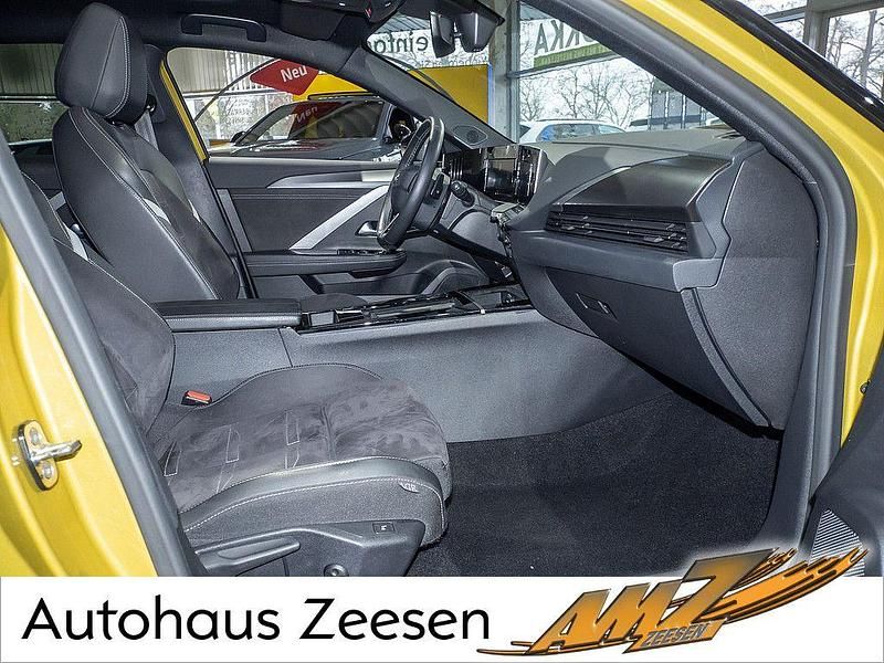 Gebraucht Opel Astra Ultimate 131 PS (96 kW) 2022 Gelb Limousine