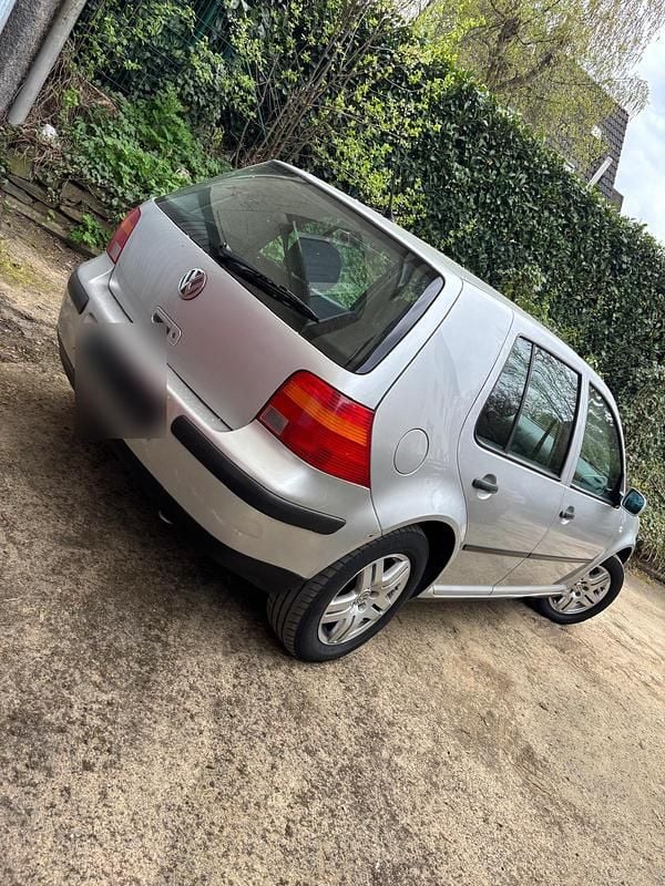 Gebraucht VW Golf IV 105 PS (77 kW) 2002 Silber Limousine