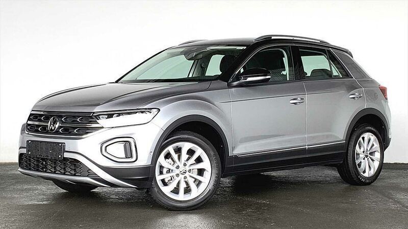 Silber / pyritsilber zweifarbig / metallic Gebraucht 2022 VW T-Roc Style SUV | 27.450 € (Fairer Preis) - Bild 1/4